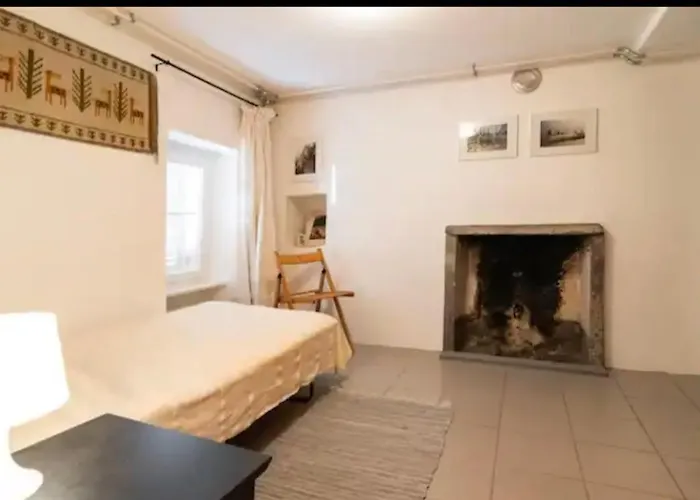 Casa Vista Cadro Executive